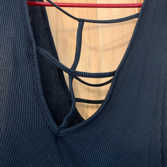 AE soft & sexy tank - Picture 4 of 4